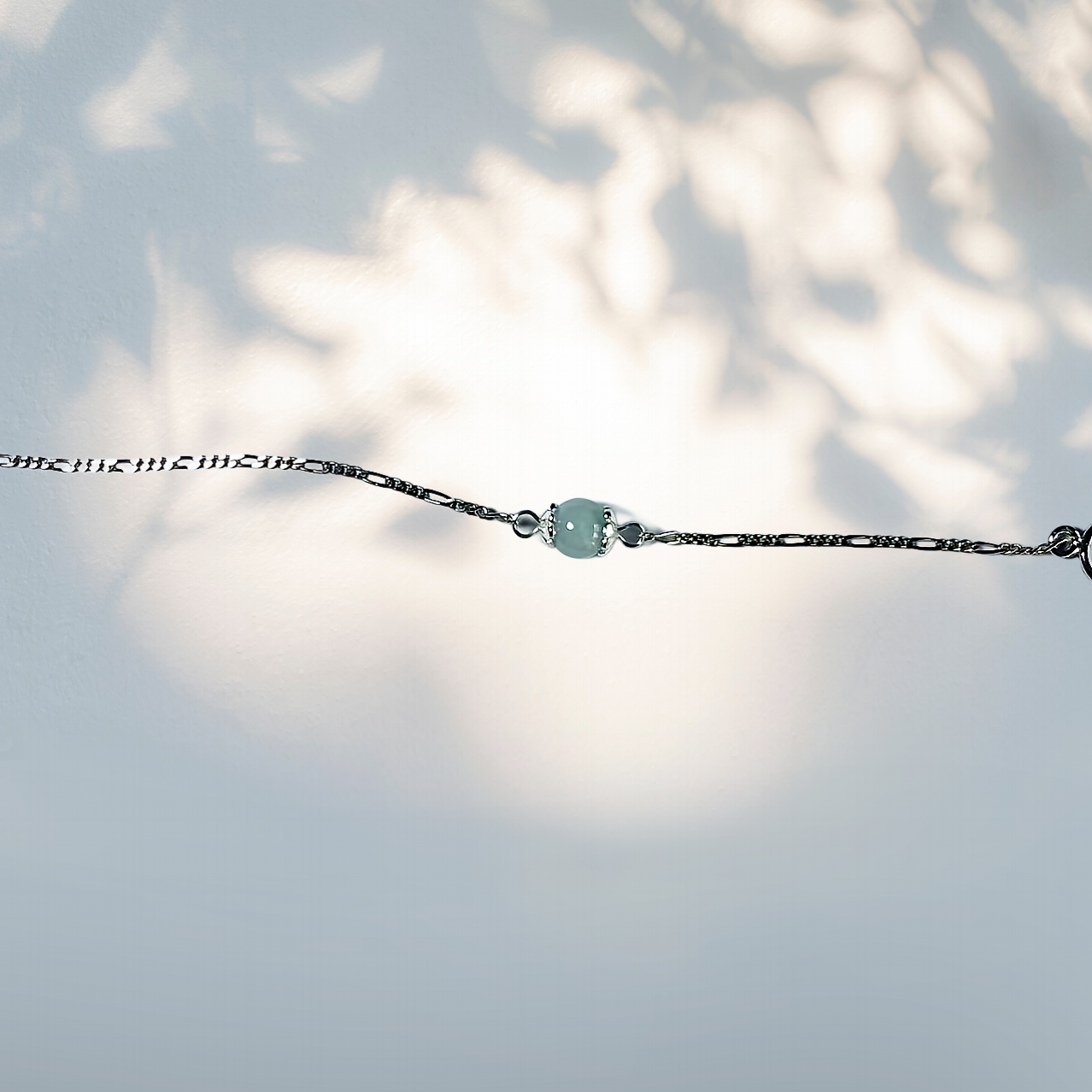 silver bracelet with jade (hisui)  point of simple design for business person or office women and  work women